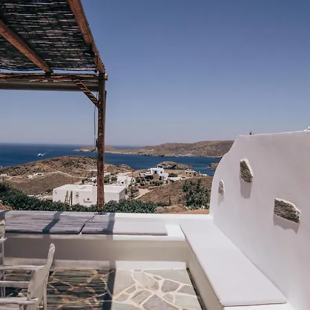 Sea-renity Villa *